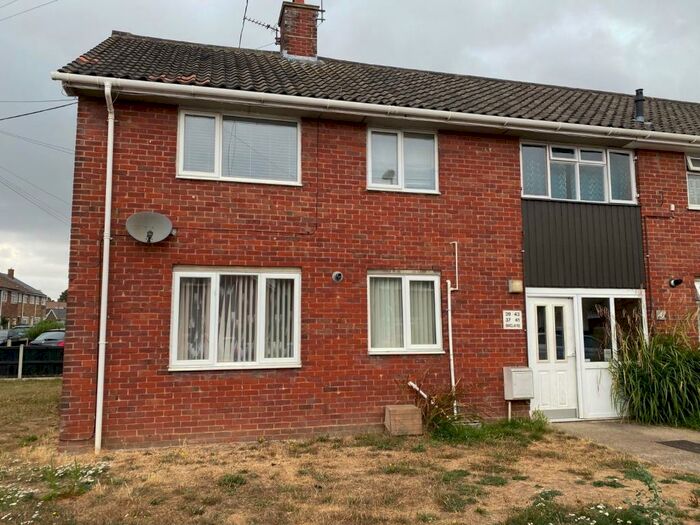 2 Bedroom Flat To Rent In Barclay Road, Norwich, Norfolk, NR7