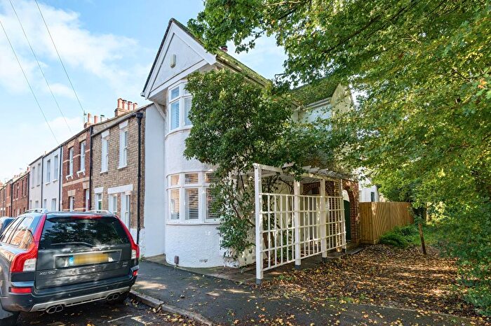 3 Bedroom End Of Terrace House For Sale In West Oxford City, Oxford, OX2
