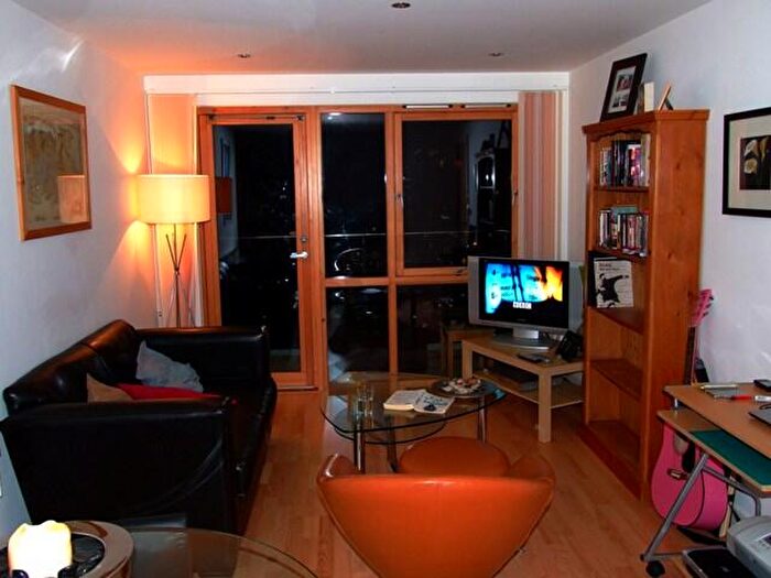1 Bedroom Apartment To Rent In Crozier House, Chadwick Street, Leeds City Centre, LS10