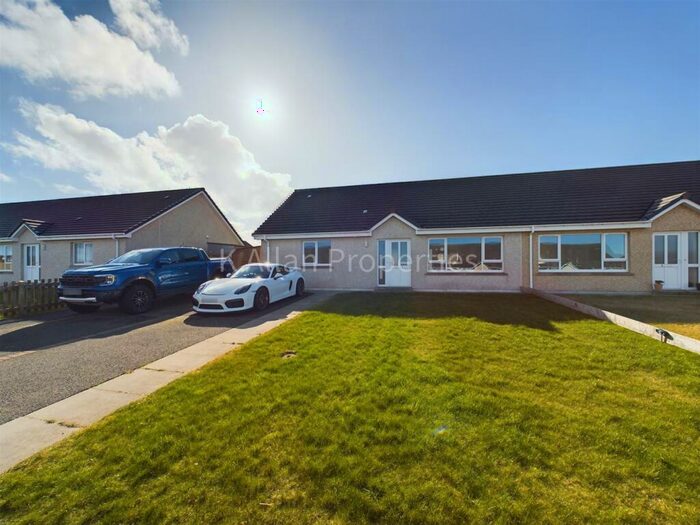 3 Bedroom Semi-Detached Bungalow For Sale In Flett Park, Kirkwall, KW15