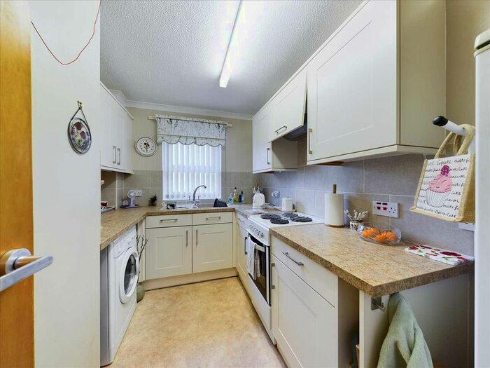 2 Bedroom Property For Sale In Balmoral Court, Springfield Road, Chelmsford, CM2