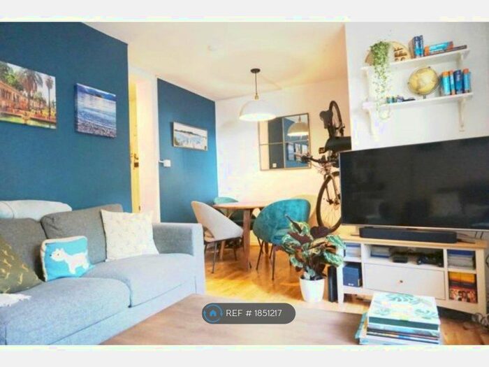 2 Bedroom Flat To Rent In Elizabeth Kenny House, London, N1