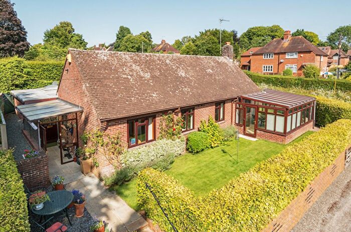 3 Bedroom Bungalow For Sale In Station Hill, Itchen Abbas, Winchester, Hampshire, SO21