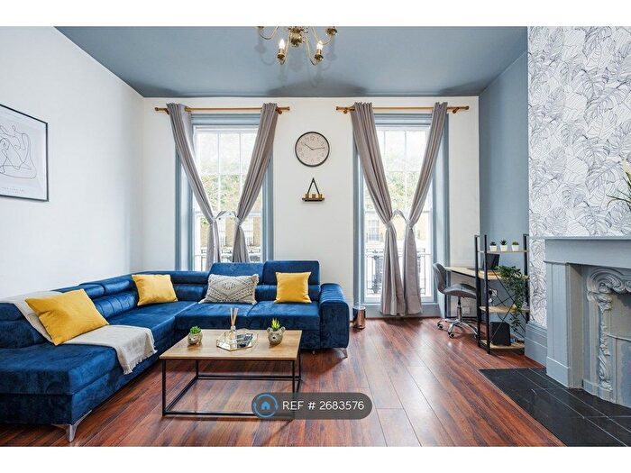 2 Bedroom Flat To Rent In Swinton Street, London, WC1X