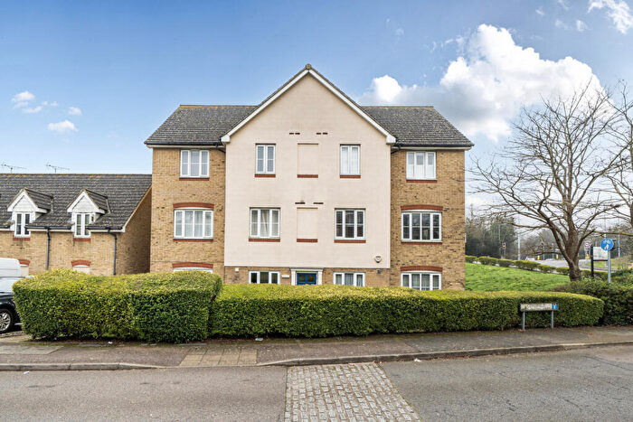 2 Bedroom Apartment For Sale In Covesfield, Gravesend, Kent, DA11