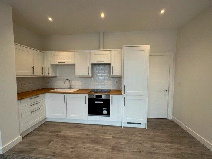 1 Bedroom Flat To Rent In Flat Oborne House, Oborne Road, Sherborne, DT9