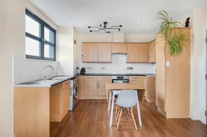 3 Bedroom Apartment To Rent In Texryte House, Southgate Road, London, N1