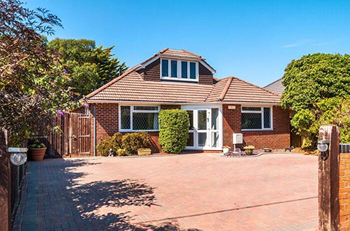 4 Bedroom Detached House For Sale In Barton Drive, Barton On Sea, New Milton, BH25