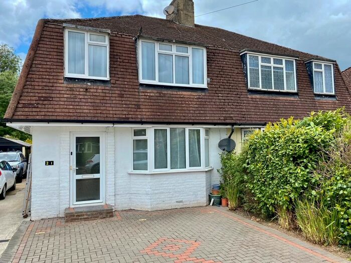 3 Bedroom Semi-Detached House To Rent In St. Marys Drive, Crawley, RH10