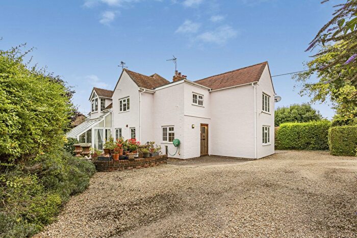 5 Bedroom Detached House For Sale In High Street, Upton, OX11