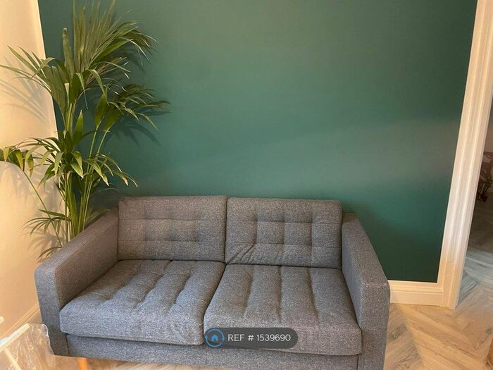 1 Bedroom Flat To Rent In Waterman Way, London, E1W