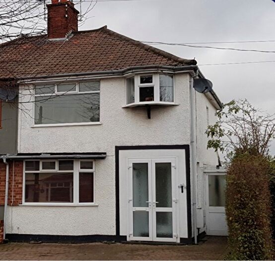 3 Bedroom Semi-detached House To Rent In Marlborough Road, Lowestoft, NR32