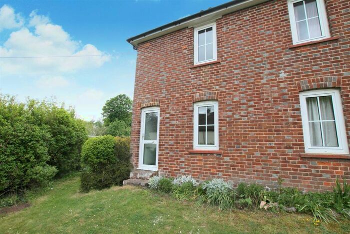2 Bedroom Cottage To Rent In Out Elmstead Lane, Barham, Canterbury, CT4