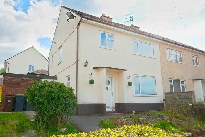 3 Bedroom Semi-Detached House To Rent In Shallcross Road, Whaley Bridge, High Peak, SK23