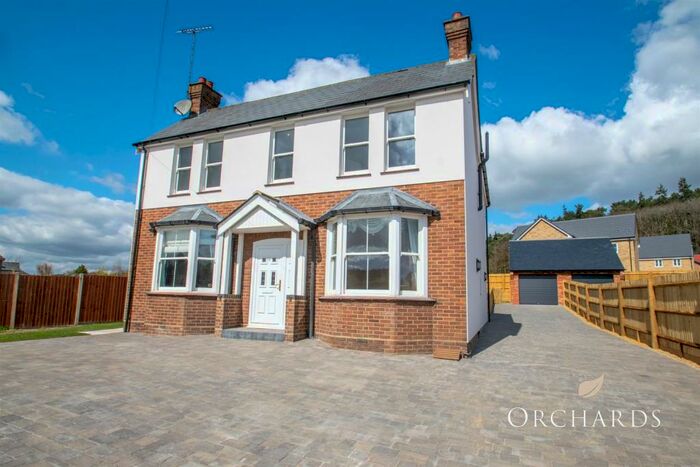 4 Bedroom Detached House To Rent In Clophill Road, Maulden, MK45