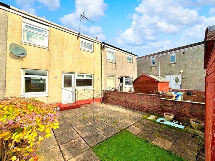 2 Bedroom Terraced House For Sale In Gilmartin Road, Linwood, PA3