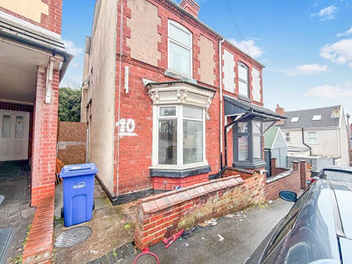 3 Bedroom Semi Detached House For Sale In Park Hill Street, Dudley, DY2