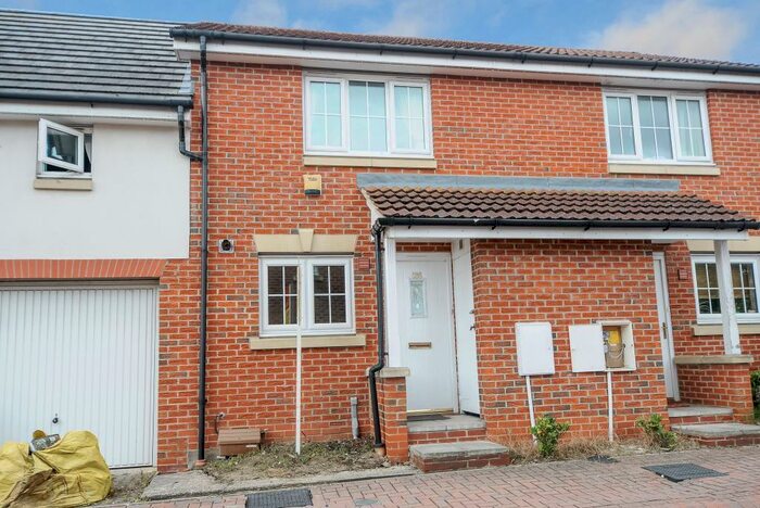 2 Bedroom Terraced House To Rent In Sherwood Place, Headington, OX3