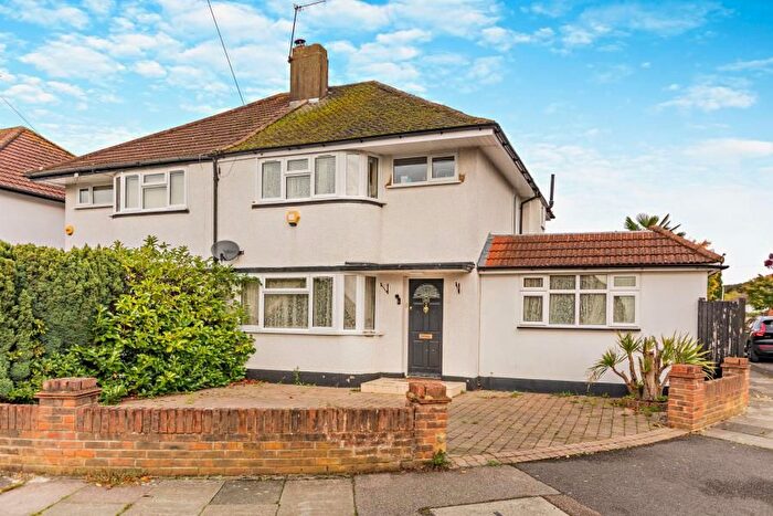 4 Bedroom Semi-Detached House To Rent In Springfield Gardens, Ruislip Manor, Ruislip, HA4