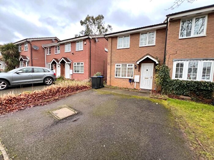 3 Bedroom End Of Terrace House For Sale In Chepstow Close, St. James, Northampton, NN5
