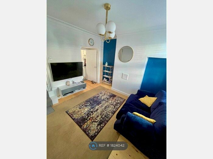 2 Bedroom Terraced House To Rent In Coteford Street, Tooting, SW17