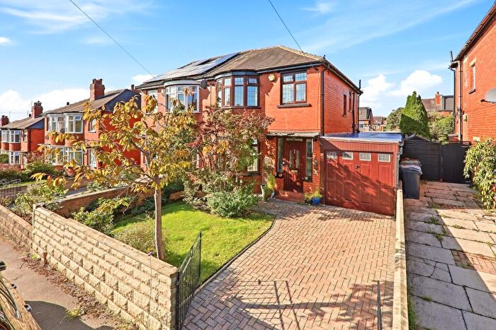 3 Bedroom Semi-Detached House For Sale In Montagu Gardens, Oakwood, Leeds, LS8