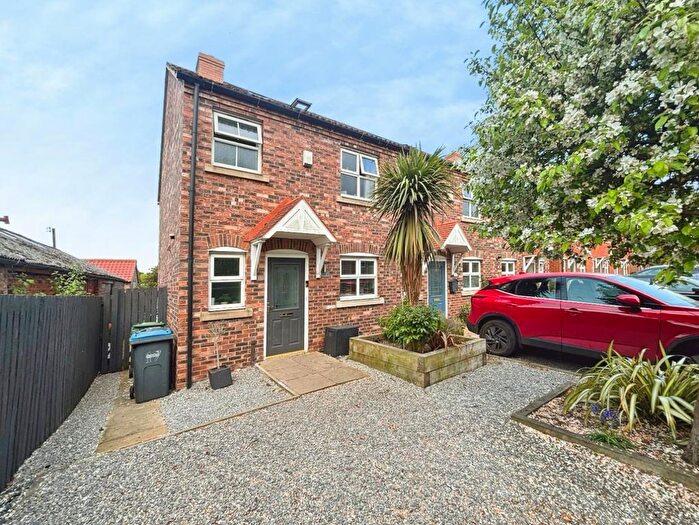 3 Bedroom End Terrace House For Sale In Harriers Croft, Dalton, Thirsk, YO7