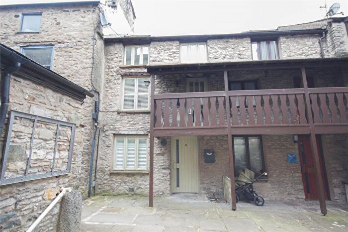 2 Bedroom Apartment To Rent In Stramongate, Kendal, Cumbria, LA9
