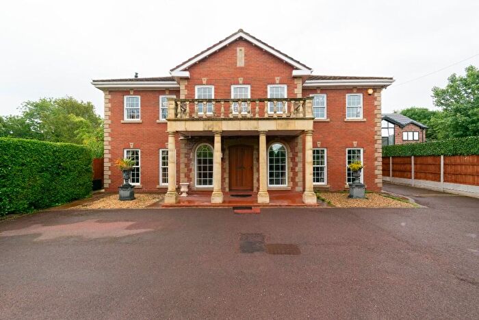 7 Bedroom Detached House For Sale In Bescar Lane, Scarisbrick, L40