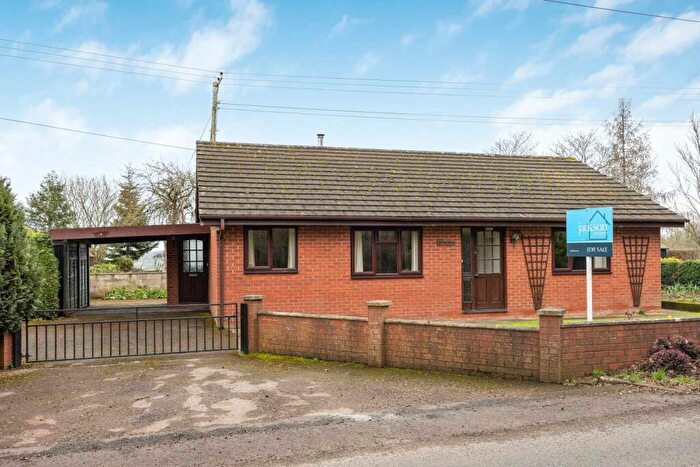 3 Bedroom Detached Bungalow For Sale In The Orchards, Haywood, Hereford, Herefordshire, HR2
