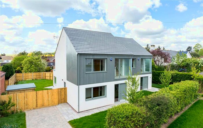 4 Bedroom Semi-Detached House To Rent In Worts Causeway, Cambridge, CB1