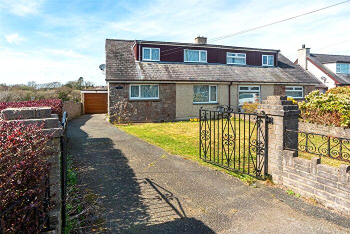 Semi-Detached House For Sale In Llanrug, Caernarfon, Gwynedd, LL55