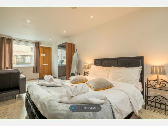 Studio To Rent In Mill Street, Cambridge, CB1