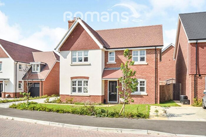 4 Bedroom Detached House To Rent In Sadler Crescent, Wokingham, RG40