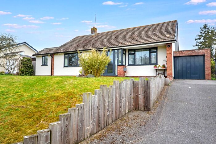 3 Bedroom Detached House For Sale In Green Lane, Naunton Village, Worcestershire, WR8