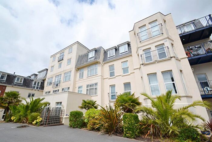 2 Bedroom Flat To Rent In Boscombe Spa, BH5