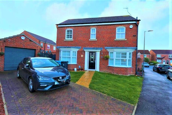 3 Bedroom Detached House To Rent In Attringham Park, Kingswood, Hull, HU7