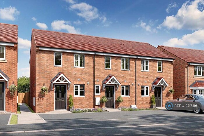 3 Bedroom Semi-Detached House To Rent In Starling Way, Crewe, CW2