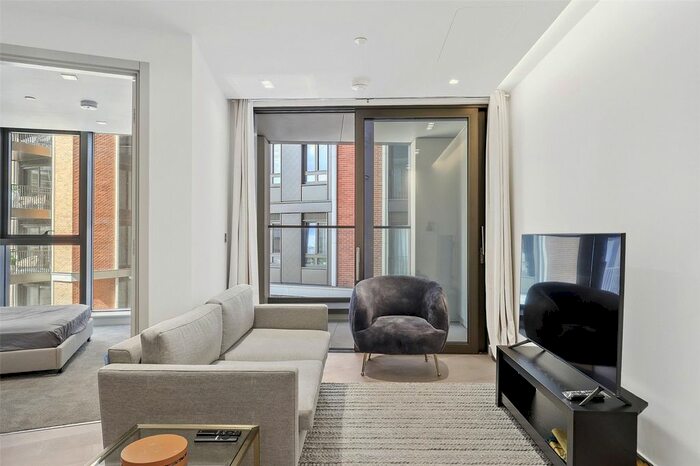 2 Bedroom Flat To Rent In Westmark Tower, London, W2