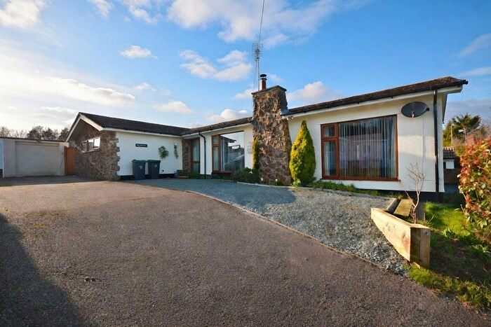 4 Bedroom Bungalow For Sale In Overhall Lane, Steventon End, CB10