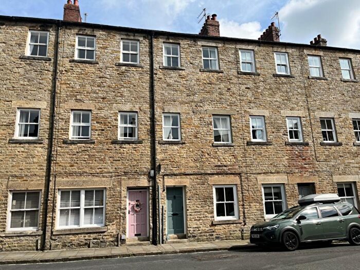 3 Bedroom Terraced House For Sale In Thorngate, Barnard Castle, County Durham, DL12