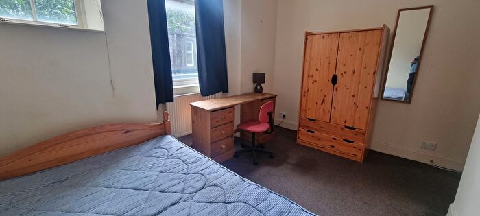 4 Bedroom Flat To Rent In Commercial Street, Dundee, DD1
