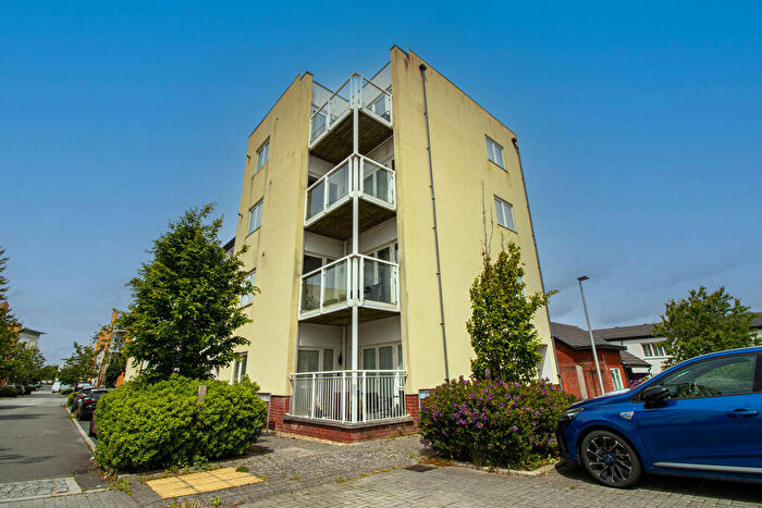 2 Bedroom Apartment To Rent In Pearse Close, Penarth, CF64