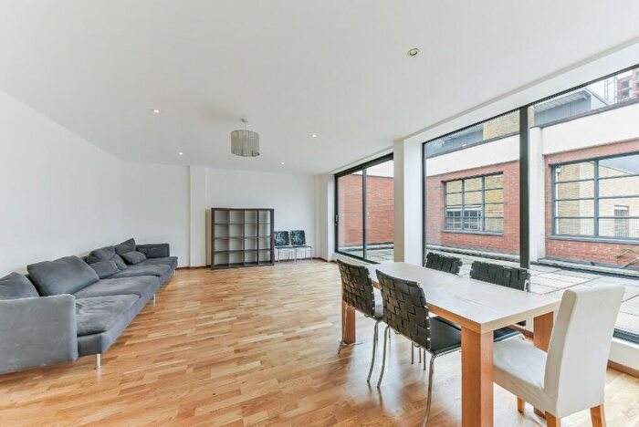 4 Bedroom Flat To Rent In Westland Place, London, N1