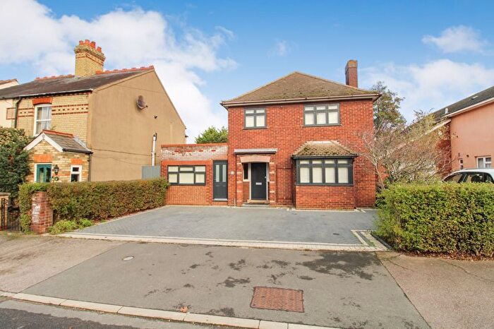 4 Bedroom Detached House For Sale In Banks Road, Biggleswade, SG18