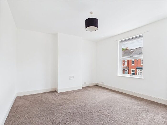 3 Bedroom Flat To Rent In Station Road, Birmingham, Birmingham, B14