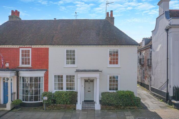 4 Bedroom Semi-Detached House For Sale In High Street, Odiham, Hook, Hampshire, RG29