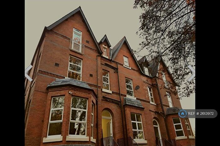 3 Bedroom Flat To Rent In Alexandra Road South, Manchester, M16
