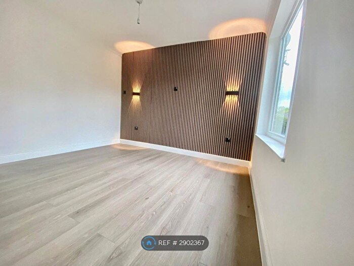 3 Bedroom Terraced House To Rent In Gloucester Avenue, Nottingham, NG9