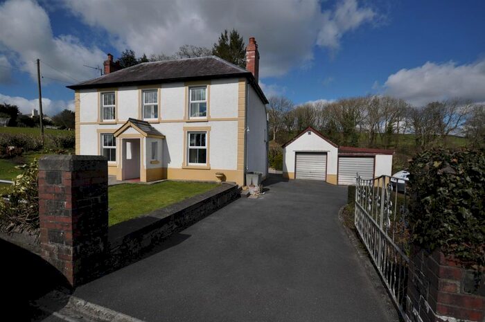 3 Bedroom Detached House To Rent In Broad Oak, Carmarthen, SA32
